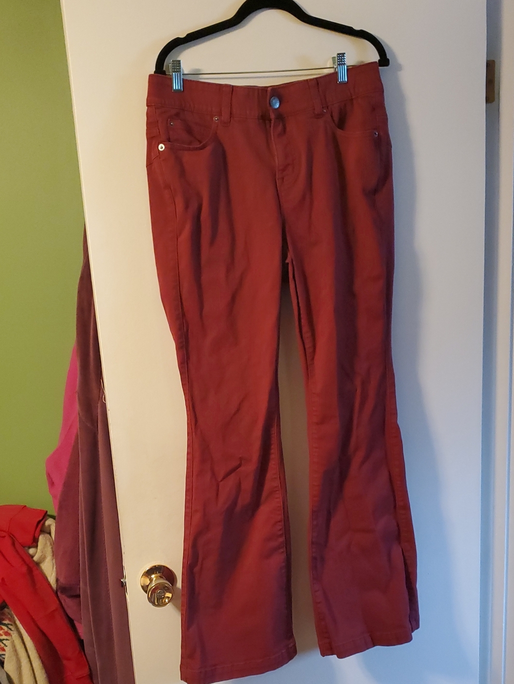 size 12tall Torrid Women's Bombshell Flared Red Jeans
